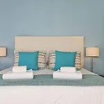 Villa Do Golfe - Private Pool, Modern Charm Amoreira (Leiria)